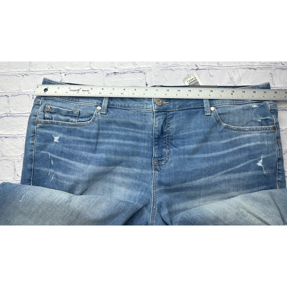 Torrid Women's Plus Size 22 Boyfriend Straight Distressed Denim Jeans - Picture 7 of 9